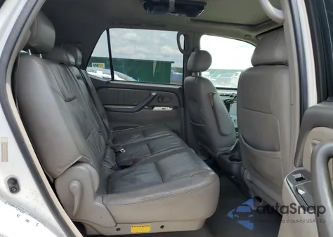 2002 Toyota Sequoia Limited из США, поврежденный, VIN 5TDBT48AX2S113331